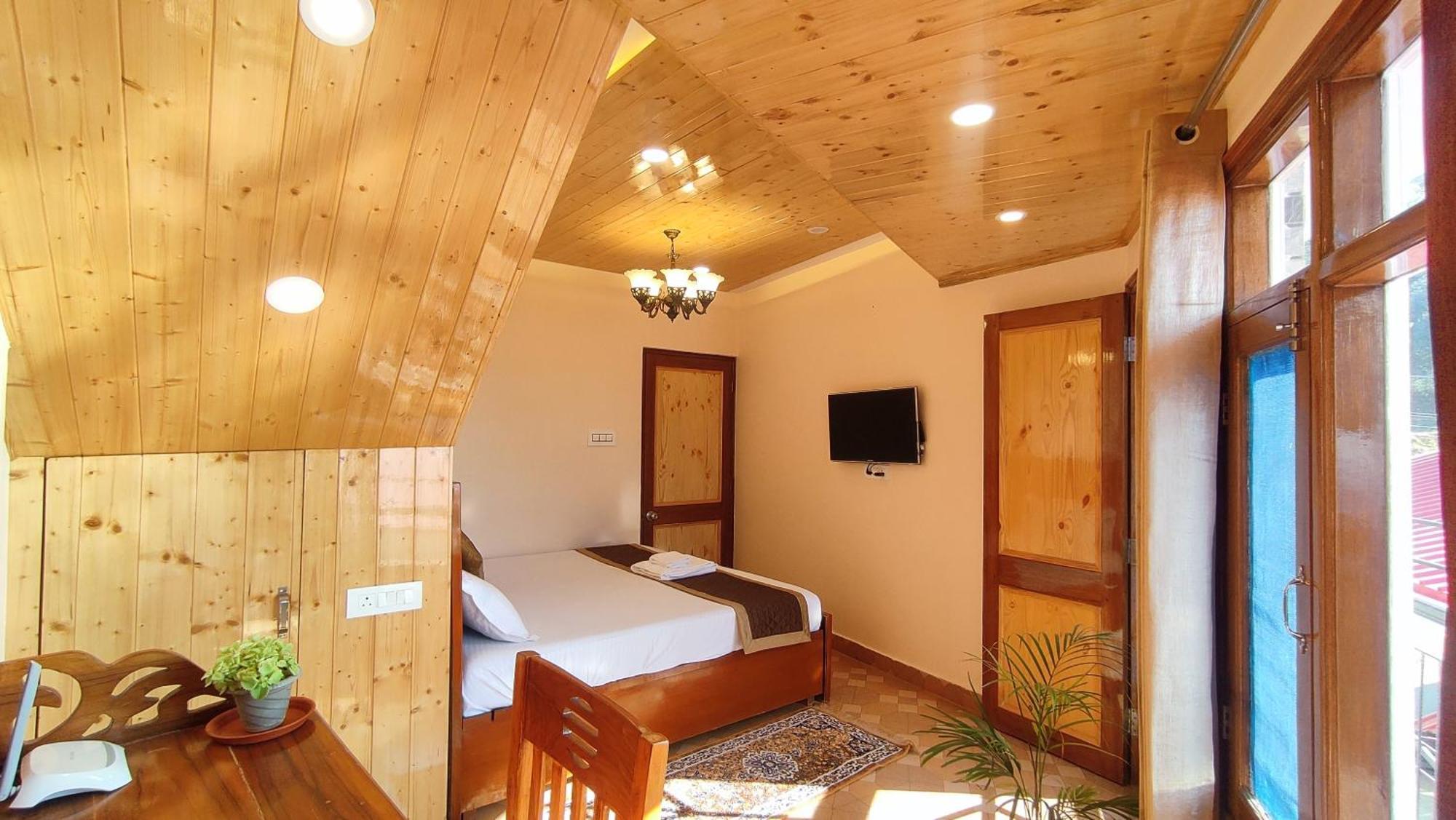 Vintage Woods Inn Шимла Экстерьер фото